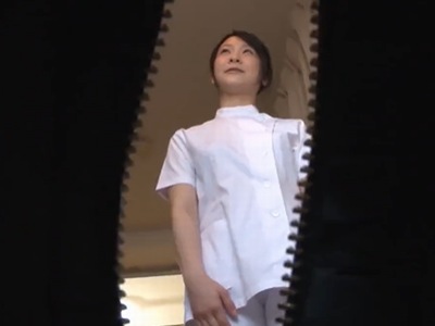 「いや…でも本当にそういう店じゃないので///」ギンギンに勃起させてしまった責任をとってマッサ師が中出しハメｗ