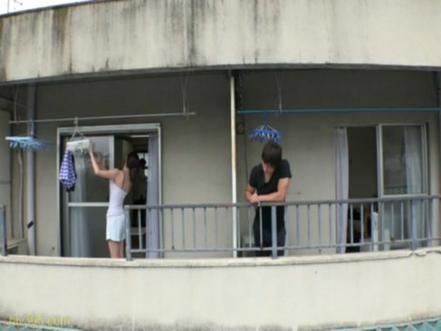 旦那をフェラしてその後に隣の男とＳＥＸする淫乱人妻ｗ