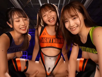 爆乳なラウンドガールお姉さんたちとハーレムSEX